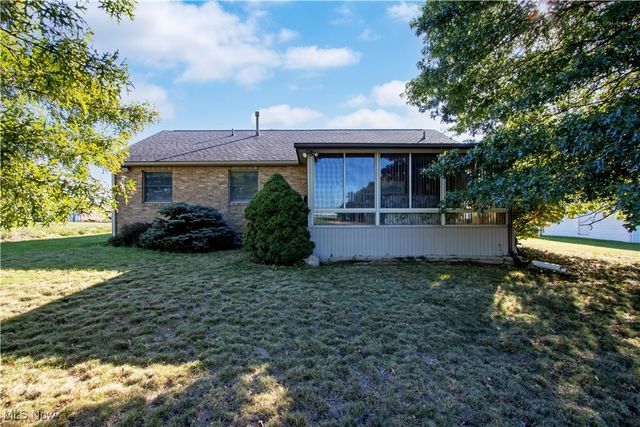 25 Gloria Avenue, Marshallville, OH 44645