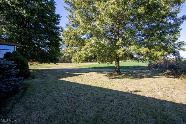 25 Gloria Avenue, Marshallville, OH 44645