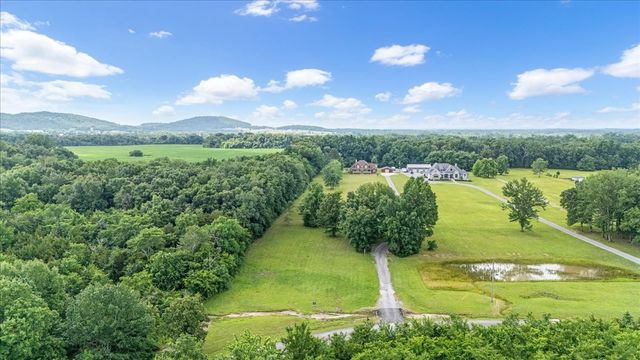 1055 Campground Rd, Bell Buckle, TN 37020