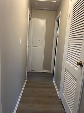 1559 Vilardo Lane, Columbus, OH 43227