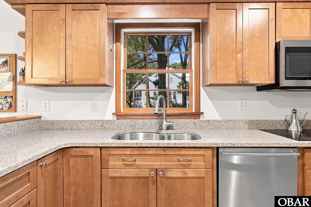 Image 11 of property listing at 147 Poteskeet Loop Lot 532, Southern Shores, NC 27949