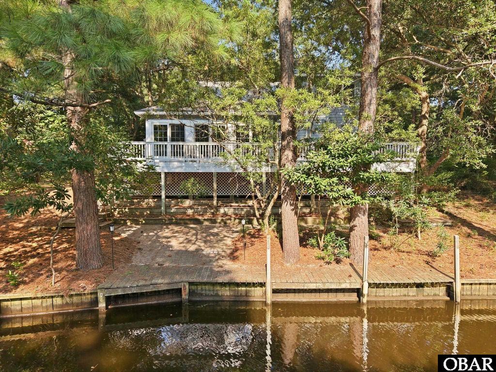 Image 3 of property listing at 147 Poteskeet Loop Lot 532, Southern Shores, NC 27949