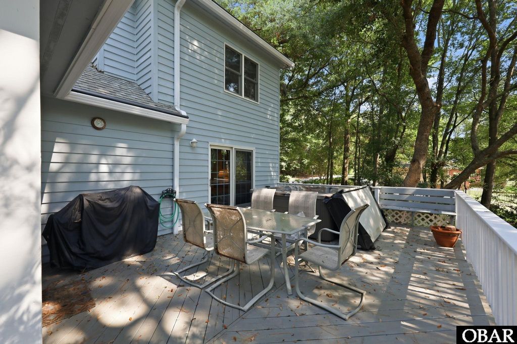 Image 21 of property listing at 147 Poteskeet Loop Lot 532, Southern Shores, NC 27949