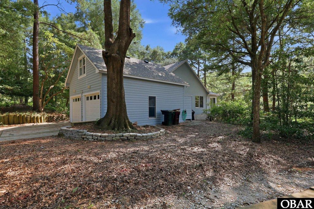 Image 44 of property listing at 147 Poteskeet Loop Lot 532, Southern Shores, NC 27949
