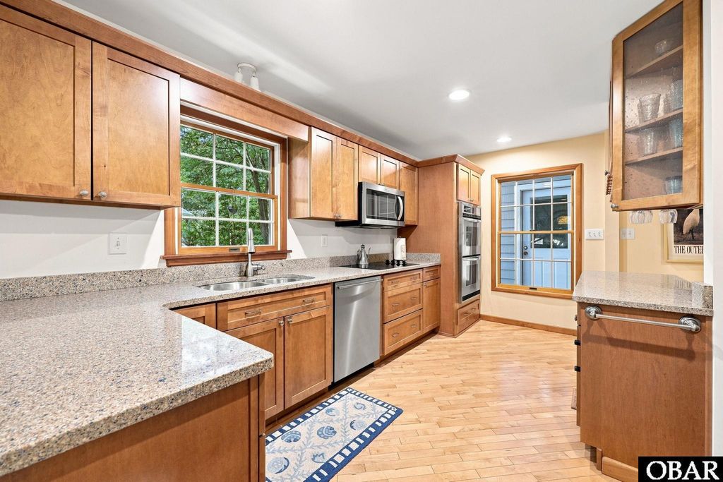 Image 10 of property listing at 147 Poteskeet Loop Lot 532, Southern Shores, NC 27949