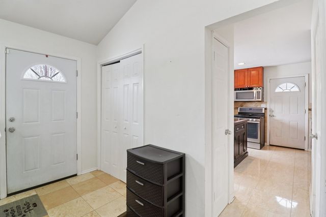 502 E Washington Street, Bensenville, IL 60106