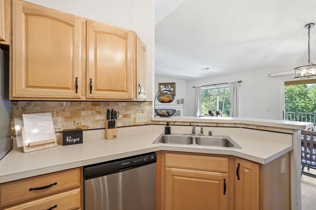 1500 Trelis Court, 302, Cold Spring, KY 41076