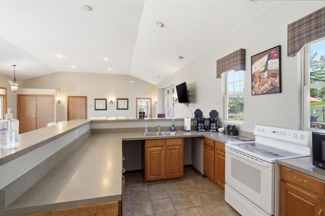 1500 Trelis Court, 302, Cold Spring, KY 41076