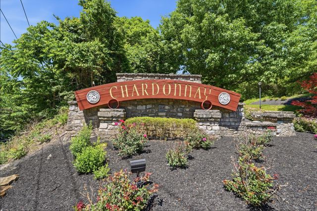1500 Trelis Court, 302, Cold Spring, KY 41076