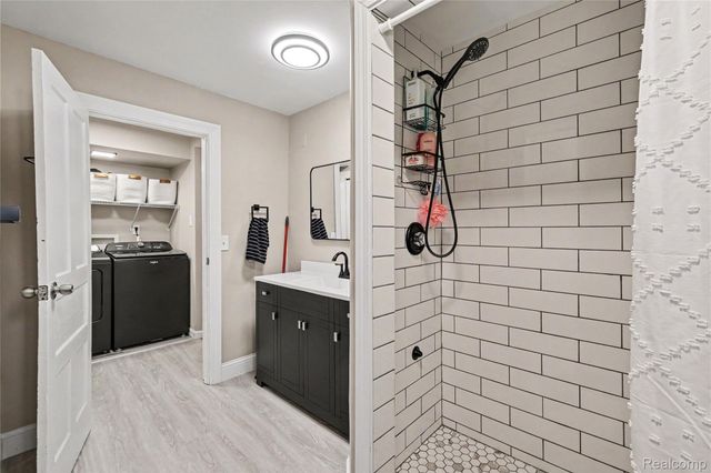 306 S Mill Street, Pinckney Village, MI 48169