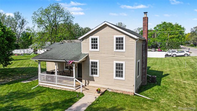 306 S Mill Street, Pinckney Village, MI 48169