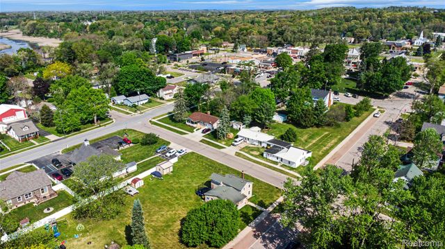 306 S Mill Street, Pinckney Village, MI 48169