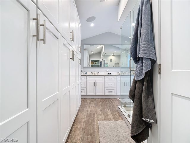 750 Periwinkle WAY, Sanibel, FL 33957