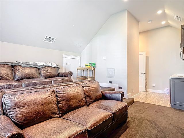 750 Periwinkle WAY, Sanibel, FL 33957