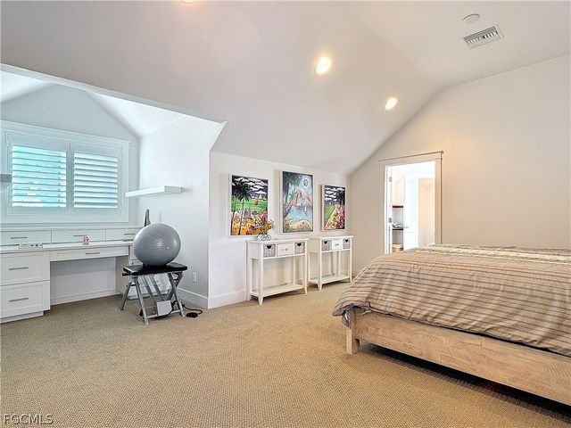 750 Periwinkle WAY, Sanibel, FL 33957