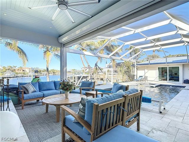 750 Periwinkle WAY, Sanibel, FL 33957