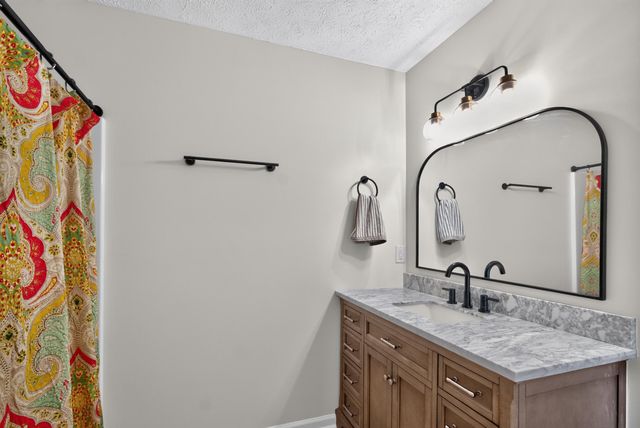 119 River Oak Drive, Frankfort, KY 40601