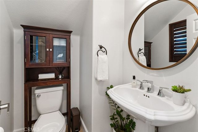 41 Carpenteria, Irvine, CA 92602