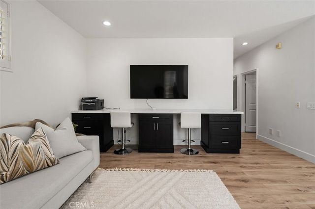 41 Carpenteria, Irvine, CA 92602