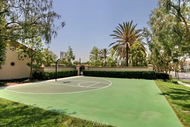 41 Carpenteria, Irvine, CA 92602