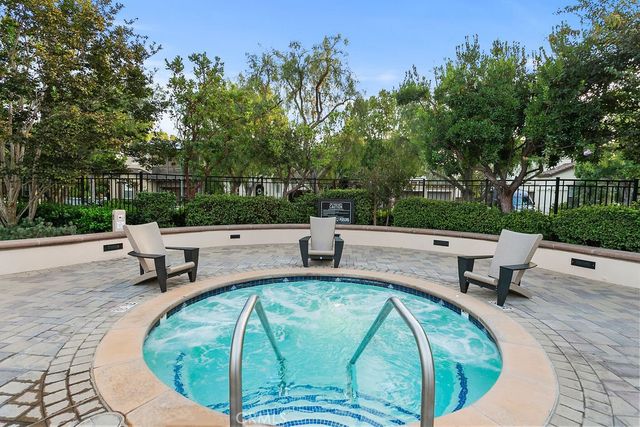 41 Carpenteria, Irvine, CA 92602
