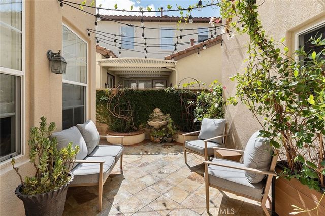 41 Carpenteria, Irvine, CA 92602