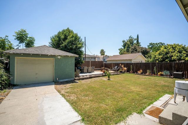 346 W Artesia, Pomona, CA 91768