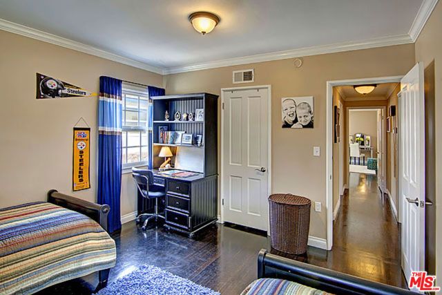 6322 W 78TH Place, Los Angeles, CA 90045