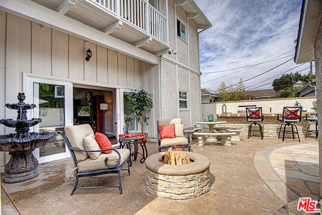 6322 W 78TH Place, Los Angeles, CA 90045