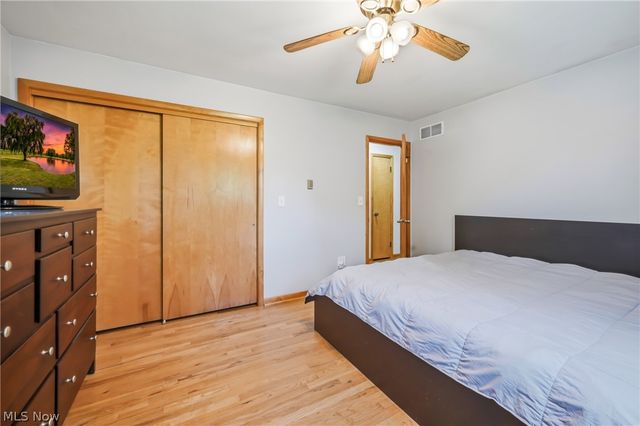 7085 Sunnydell Drive, Brookfield, OH 44403