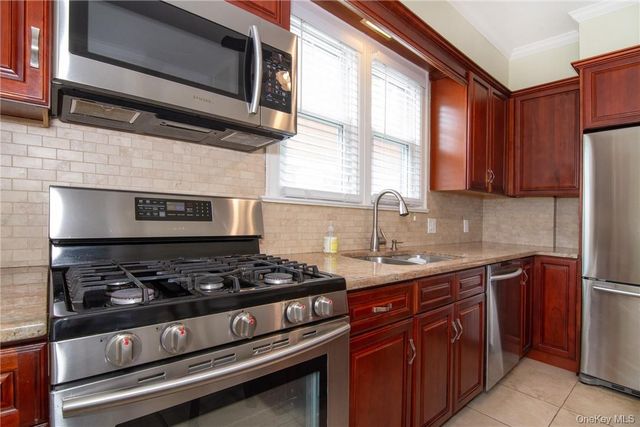 218 Second Avenue 1, Pelham, NY 10803