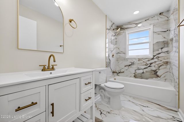 5610 Pine Tree Dr, Louisville, KY 40219