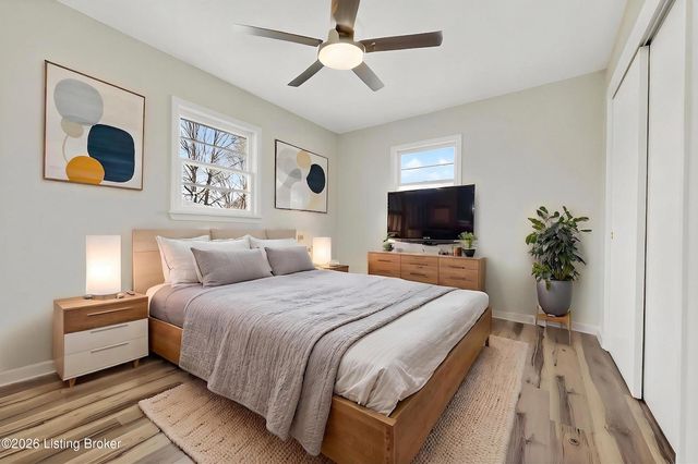 5610 Pine Tree Dr, Louisville, KY 40219