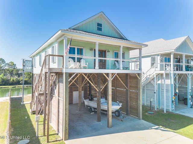 518 5th Street, Pass Christian, MS 39571