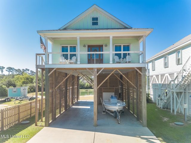 518 5th Street, Pass Christian, MS 39571