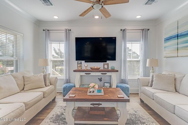 518 5th Street, Pass Christian, MS 39571