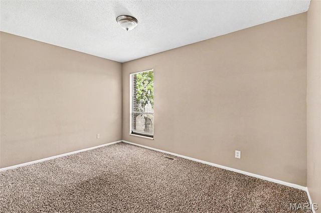 5374 Trailview Drive, Black Jack, MO 63033