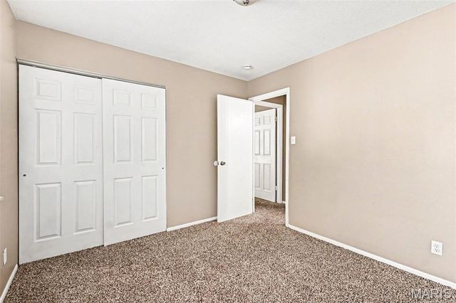 5374 Trailview Drive, Black Jack, MO 63033