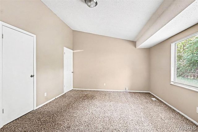 5374 Trailview Drive, Black Jack, MO 63033