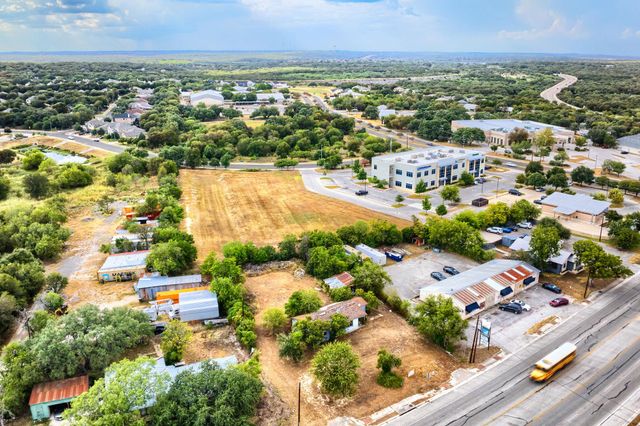 2212 Hunter RD, San Marcos, TX 78666