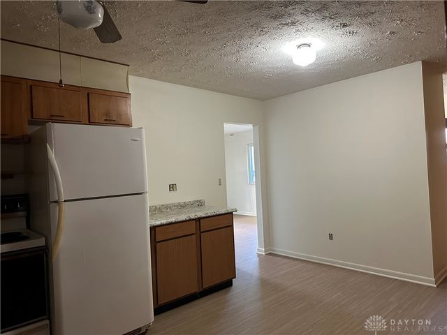 2824 Pinegrove Drive, Dayton, OH 45449