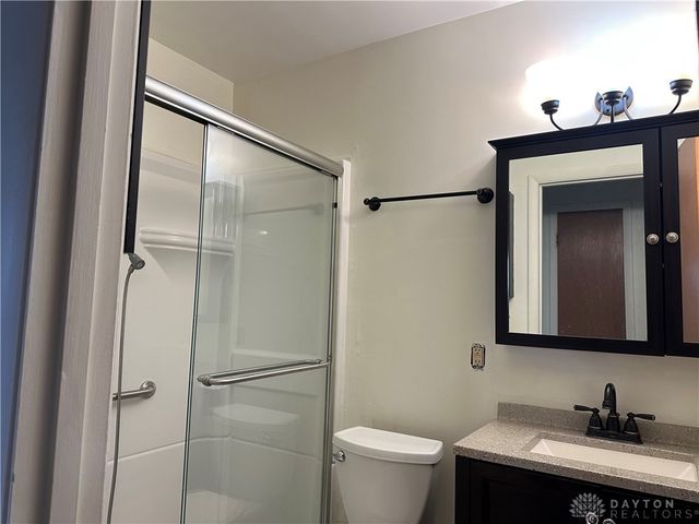 2824 Pinegrove Drive, Dayton, OH 45449