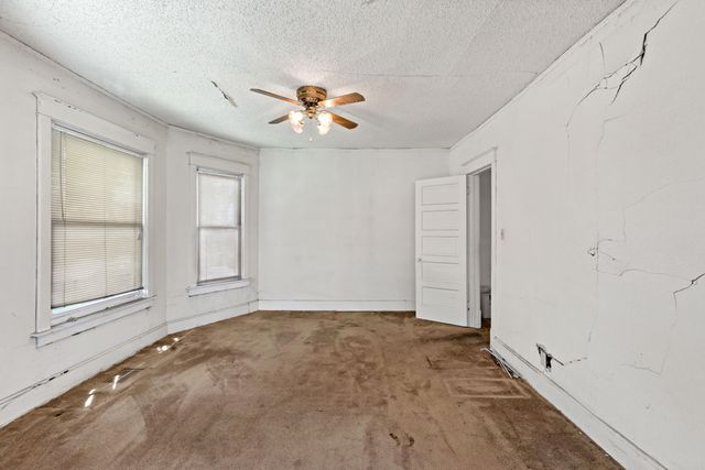 4244 Baring Avenue, East Chicago, IN 46312