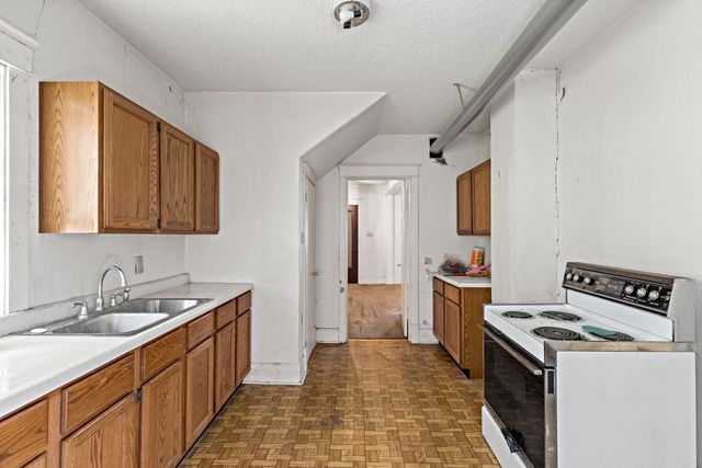 4244 Baring Avenue, East Chicago, IN 46312