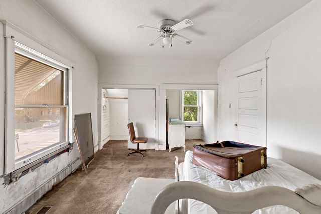 4244 Baring Avenue, East Chicago, IN 46312