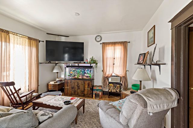 4244 Baring Avenue, East Chicago, IN 46312
