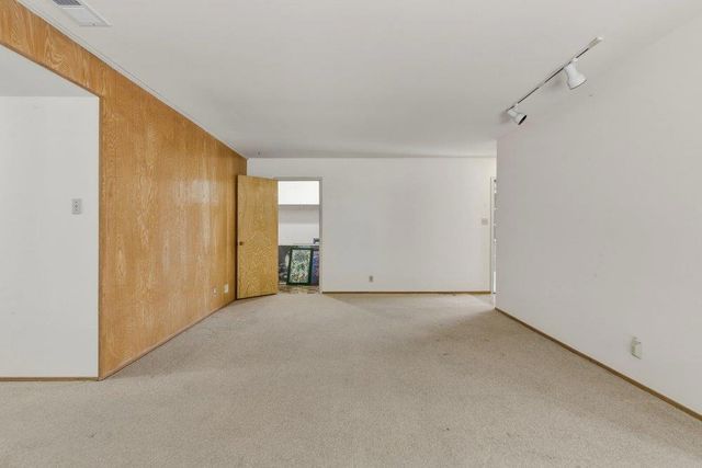 1337 Phelps Avenue 9, San Jose, CA 95117