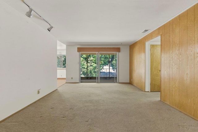 1337 Phelps Avenue 9, San Jose, CA 95117