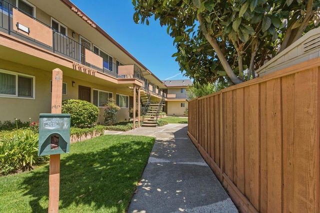 1337 Phelps Avenue 9, San Jose, CA 95117