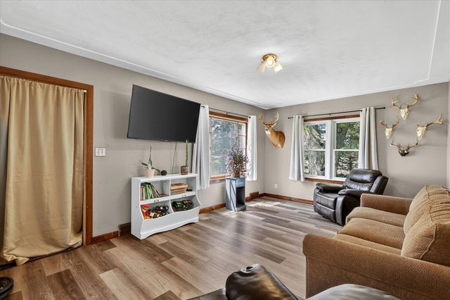 261 19 Mile Road, Cedar Springs, MI 49319